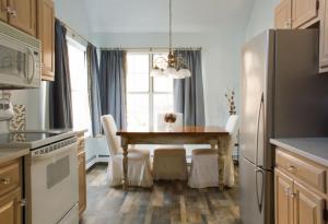 Therese Interior Design - Sleek in Suffolk Suburbia